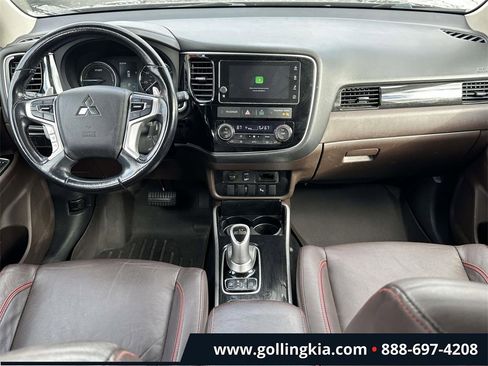 Used 2018 Mitsubishi Outlander SEL image 13