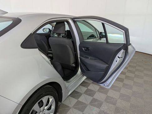 Used 2024 Toyota Corolla LE FWD image 31