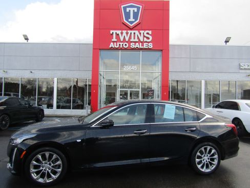 Used 2023 Cadillac CT5 Luxury image 1