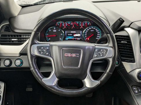 Used 2017 GMC Yukon XL SLT image 24