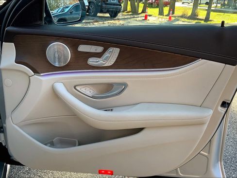 Certified 2020 Mercedes-Benz E 350 4MATIC Sedan image 23