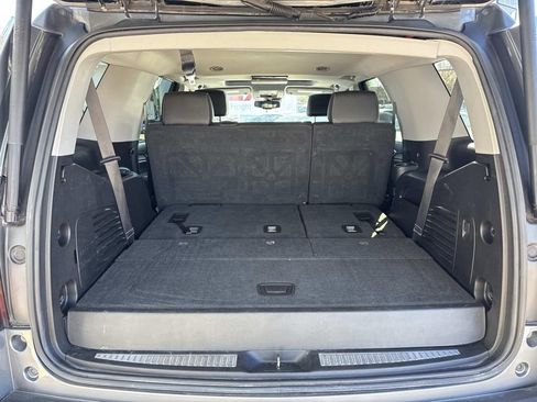 Used 2018 Chevrolet Tahoe LT image 9