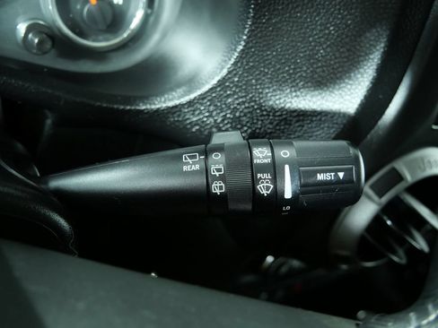 Used 2014 Jeep Wrangler Unlimited Sport w/ Quick Order Package 24S AWD/4WD image 27