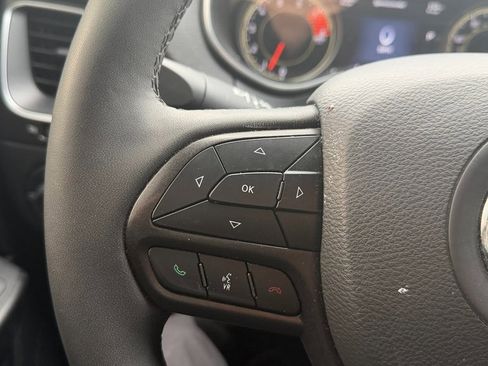 Used 2022 Jeep Cherokee Trailhawk image 14