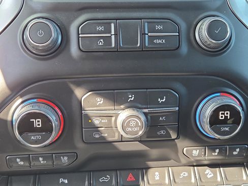 Used 2022 Chevrolet Silverado 2500 LTZ w/ LTZ Plus Package image 20