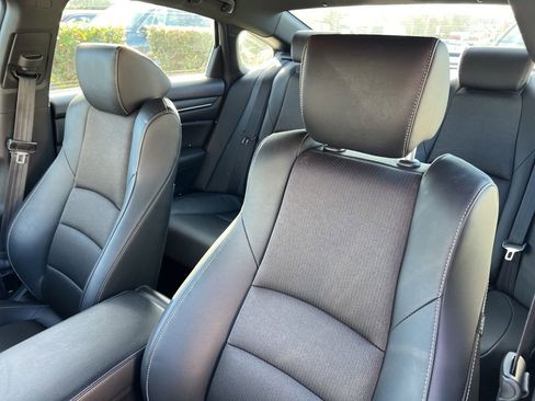 Used 2022 Honda Accord Sport image 8