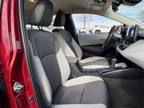 Certified 2025 Toyota Corolla LE image 26