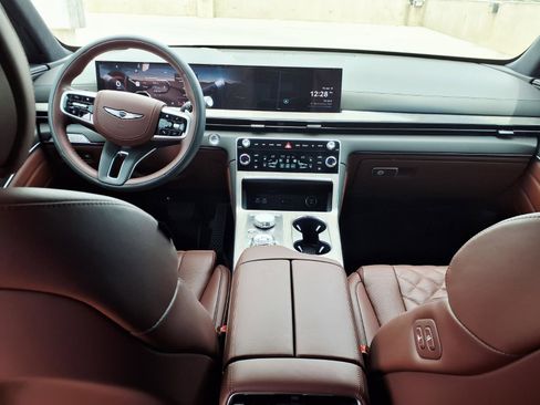 Certified 2026 Genesis GV80 3.5T Prestige AWD/4WD image 19