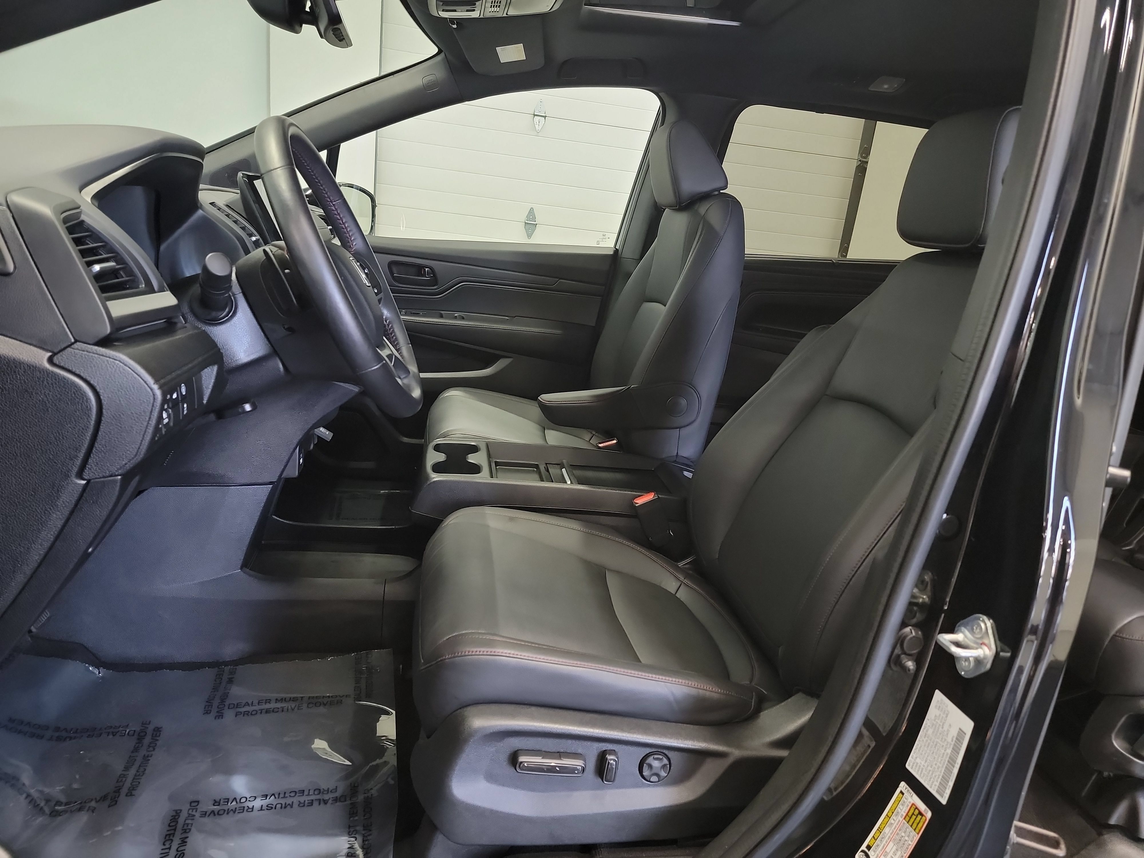 Used 2024 Honda Odyssey Sport image 12