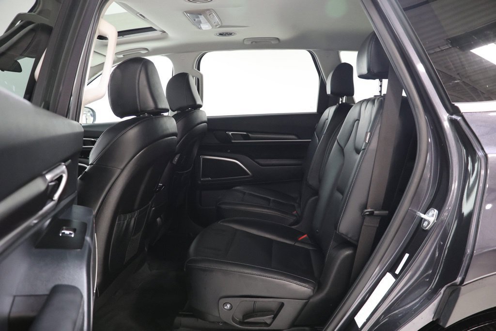 Used 2025 Kia Telluride S AWD/4WD image 32