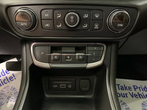 Used 2022 GMC Terrain AT4 w/ Infotainment Package II AWD/4WD image 17