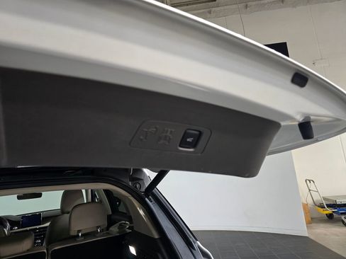 Used 2022 Lincoln Corsair Reserve w/ Equipment Group 201A image 11