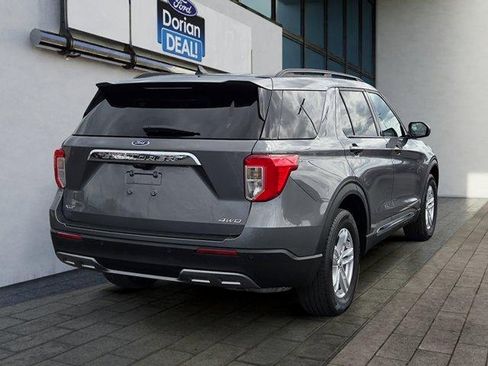Certified 2023 Ford Explorer XLT w/ Equipment Group 202A AWD/4WD image 3