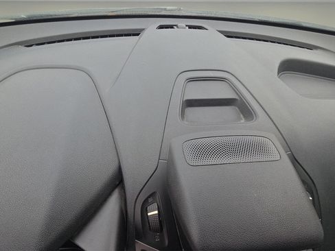 Used 2020 Ford Transit Connect XL image 9