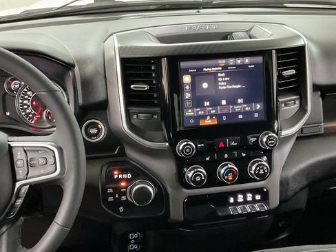 Used 2025 RAM 1500 Big Horn AWD/4WD image 13