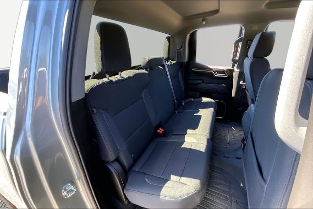 Used 2025 GMC Sierra 1500 Elevation AWD/4WD image 17
