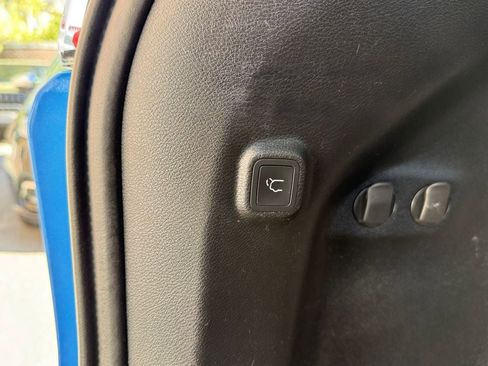 Used 2022 Jeep Cherokee Limited AWD/4WD image 30
