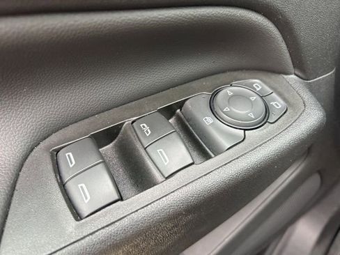 Used 2023 Chevrolet Equinox LT image 15