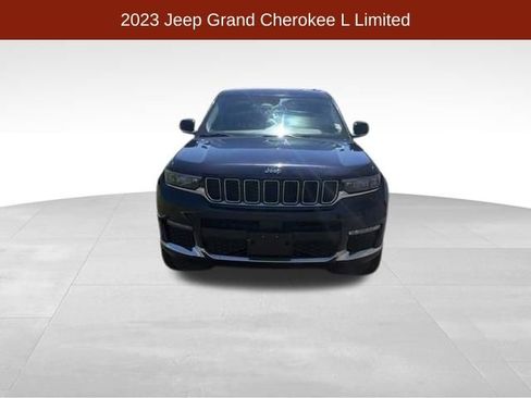 Used 2023 Jeep Grand Cherokee L Limited w/ Trailer Tow Group (B) AWD/4WD image 2