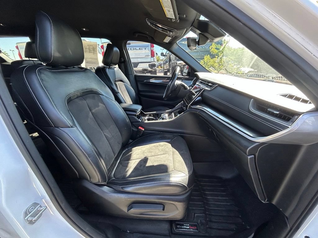Used 2021 Jeep Grand Cherokee L Laredo AWD/4WD image 33