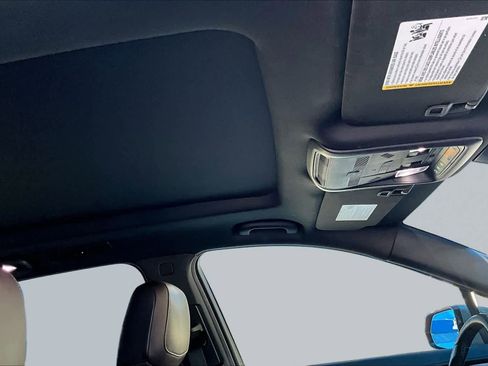 Used 2023 Cadillac XT6 Premium Luxury FWD image 14
