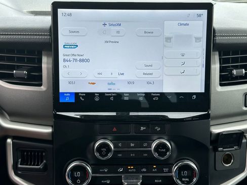 Used 2023 Ford Expedition XLT AWD/4WD image 25