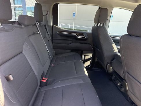 Used 2023 GMC Sierra 1500 Elevation image 25