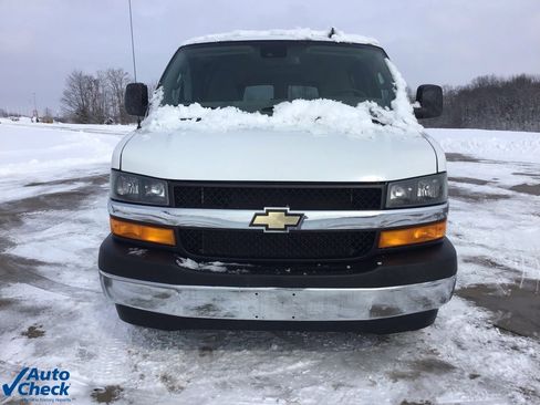 Used 2023 Chevrolet Express 3500 LT w/ LT Preferred Equipment Group image 10
