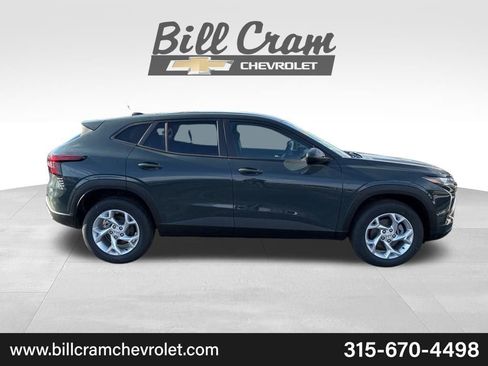 New 2026 Chevrolet Trax LS w/ LS Convenience Package image 32
