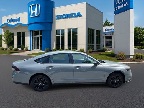 Certified 2025 Honda Accord SE image 8