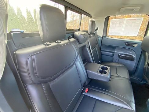 Certified 2024 Ford Maverick Lariat w/ Black Appearance Package image 50