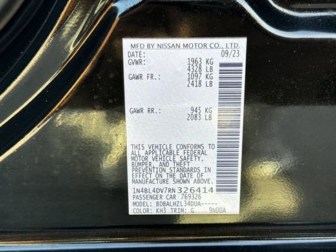 Used 2024 Nissan Altima 2.5 SV FWD image 32