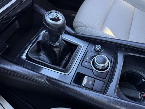 Used 2017 MAZDA MAZDA6 Touring image 41