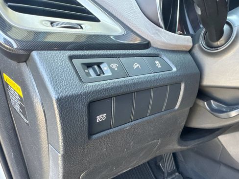 Used 2013 Hyundai Santa Fe Sport FWD image 26