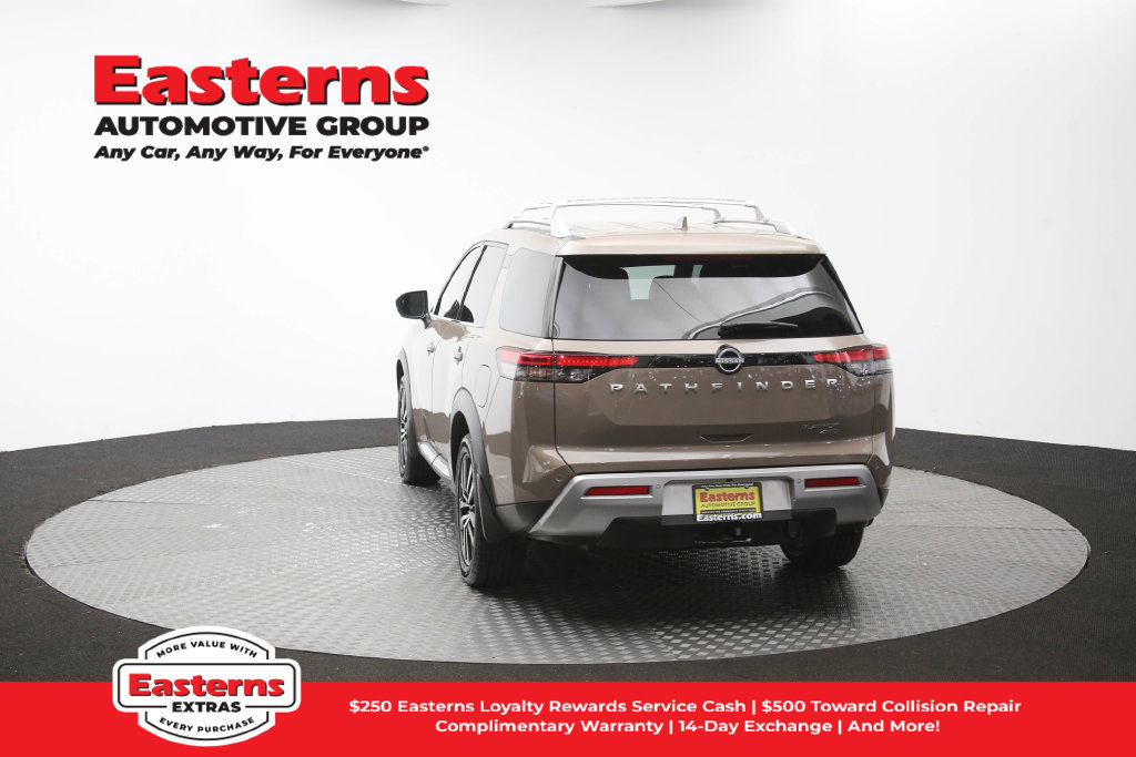 Used 2023 Nissan Pathfinder Platinum w/ Cargo Package AWD/4WD image 70