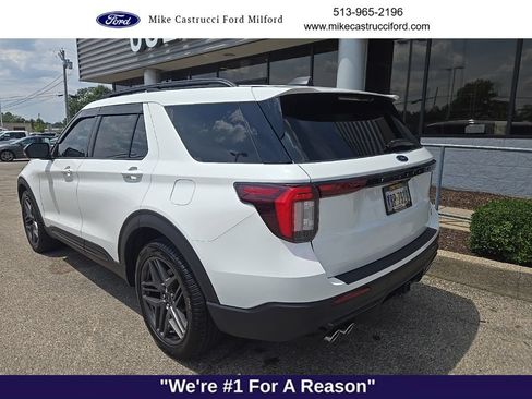 Used 2025 Ford Explorer ST w/ Sun And Sound Package AWD/4WD image 4
