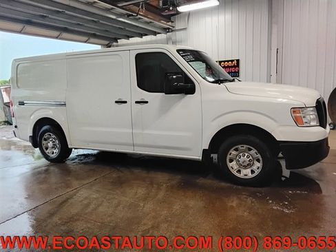 Used 2012 Nissan NV 1500 S w/ Side Curtain Airbag Pkg image 2