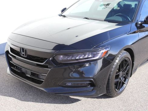 Used 2020 Honda Accord Touring image 34