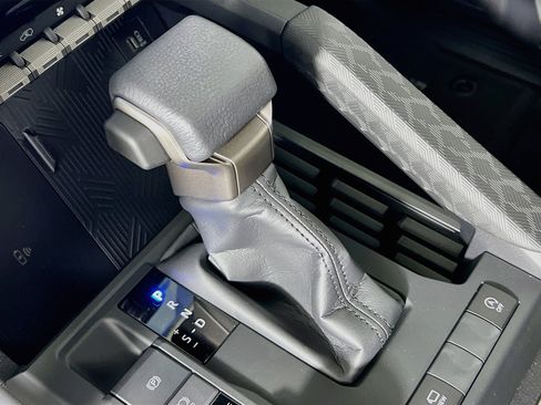 New 2026 Toyota 4Runner Limited AWD/4WD image 24