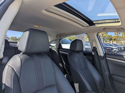 Used 2021 Honda Civic EX-L image 11