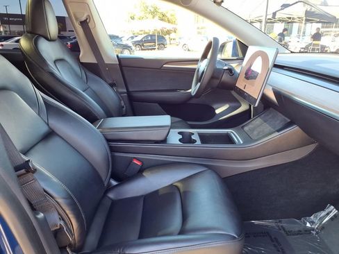 Used 2023 Tesla Model Y 2WD image 9