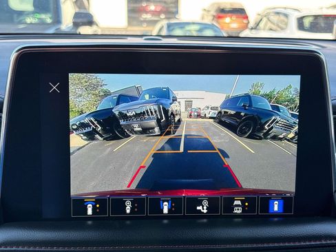 Used 2024 Chevrolet Tahoe RST w/ Luxury Package AWD/4WD image 30