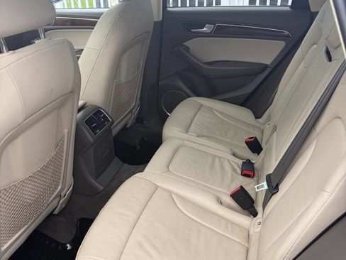 Used 2016 Audi Q5 2.0T Premium Plus w/ Technology Package AWD/4WD image 19