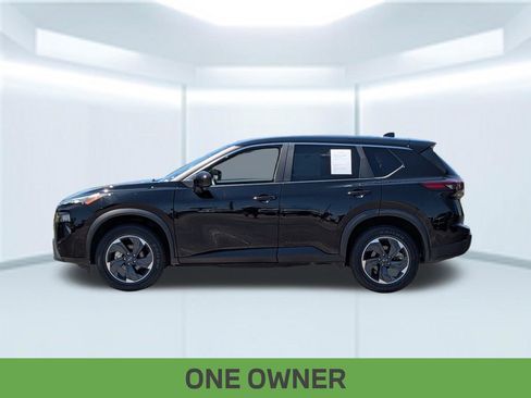 Used 2024 Nissan Rogue SV AWD/4WD image 2