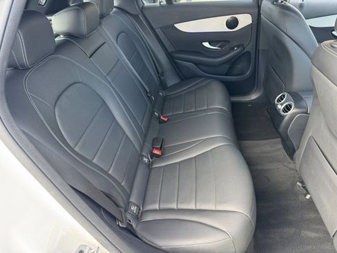 Used 2022 Mercedes-Benz GLC 300 image 8