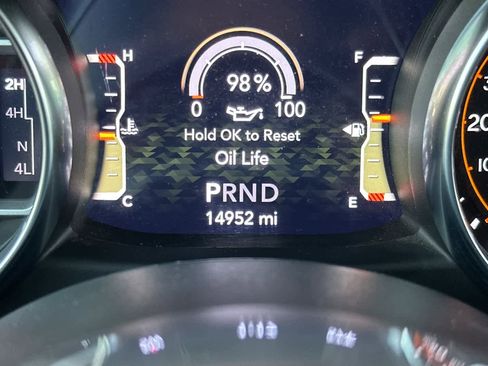 Used 2023 Jeep Gladiator Rubicon w/ Cold Weather Group image 28