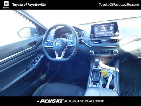 Used 2022 Nissan Altima 2.5 SV image 6