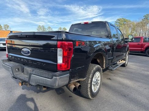 Used 2019 Ford F250 XL w/ STX Appearance Package image 5