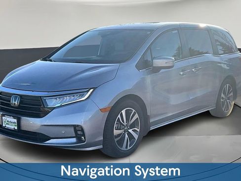 Used 2021 Honda Odyssey Touring image 3