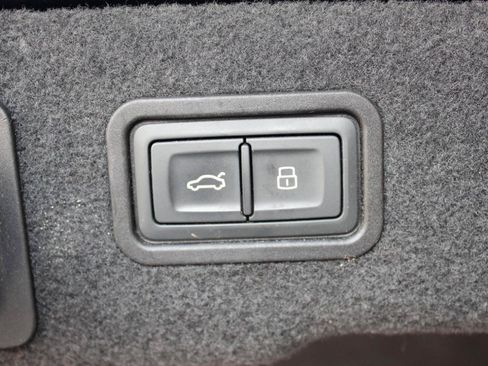 Used 2019 Audi A8 L 3.0T w/ Executive Package AWD/4WD image 17